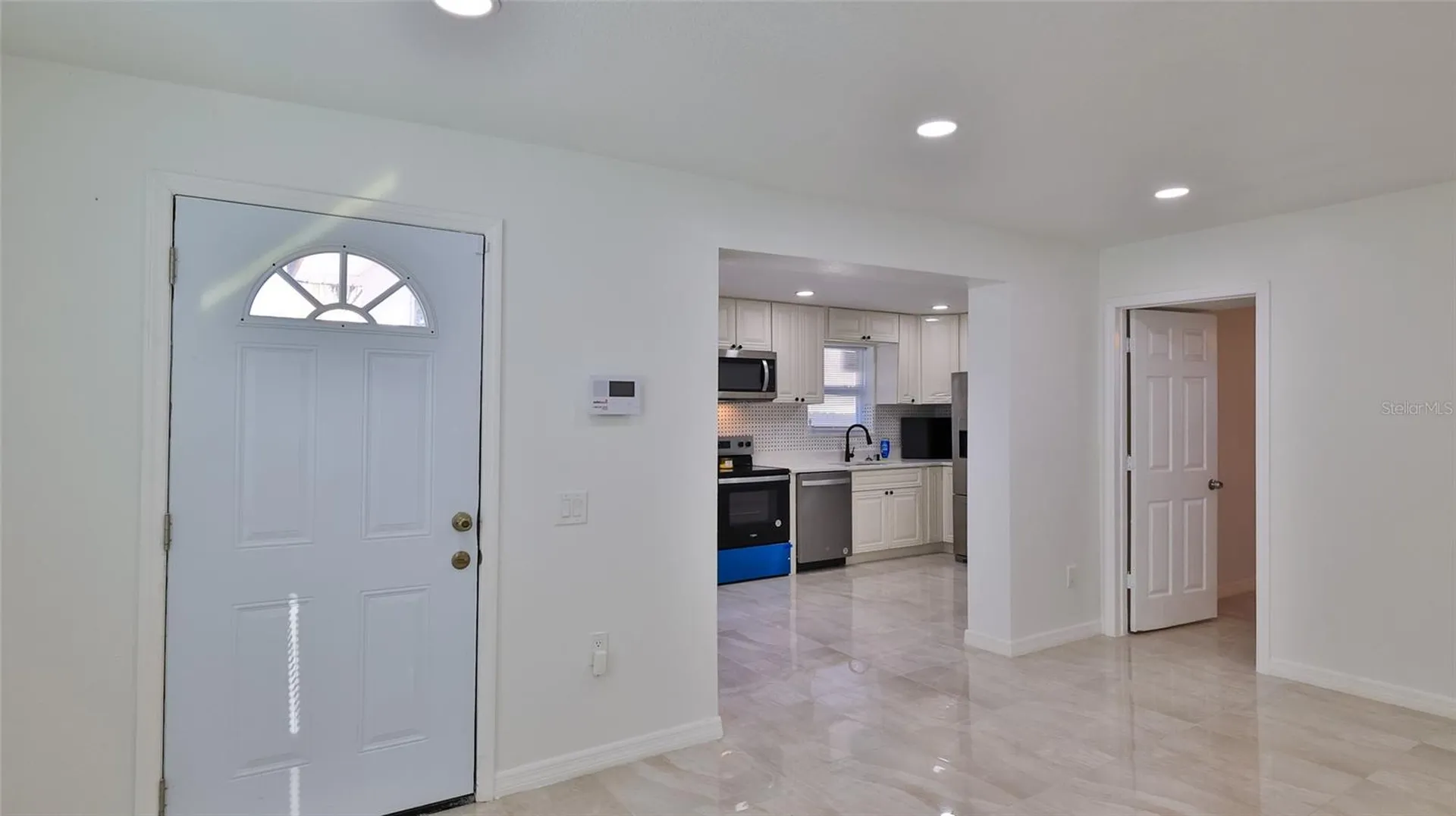 326 Hobart Avenue Daytona Beach FL 32114