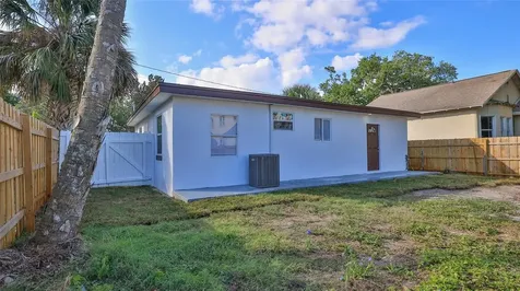 326 Hobart Avenue Daytona Beach FL 32114