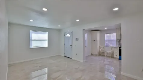326 Hobart Avenue Daytona Beach FL 32114