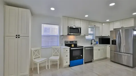 326 Hobart Avenue Daytona Beach FL 32114