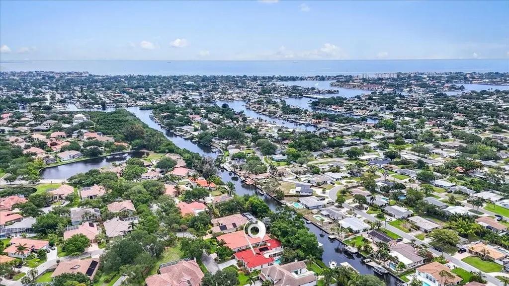 860 Sand Pine Drive NE St Petersburg FL 33703