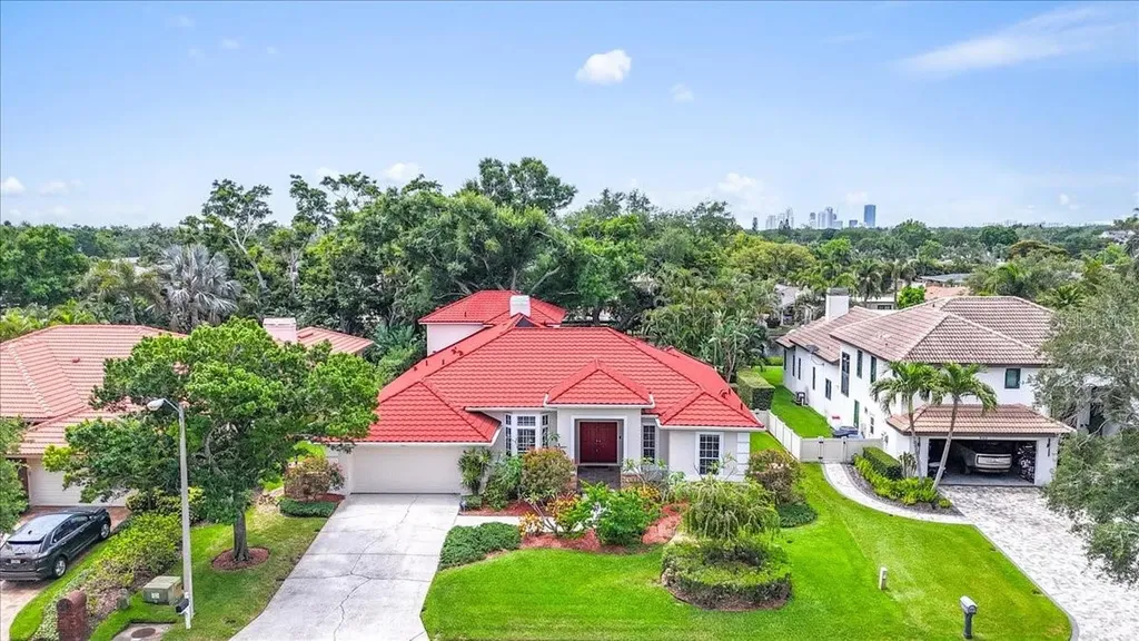 860 Sand Pine Drive NE St Petersburg FL 33703