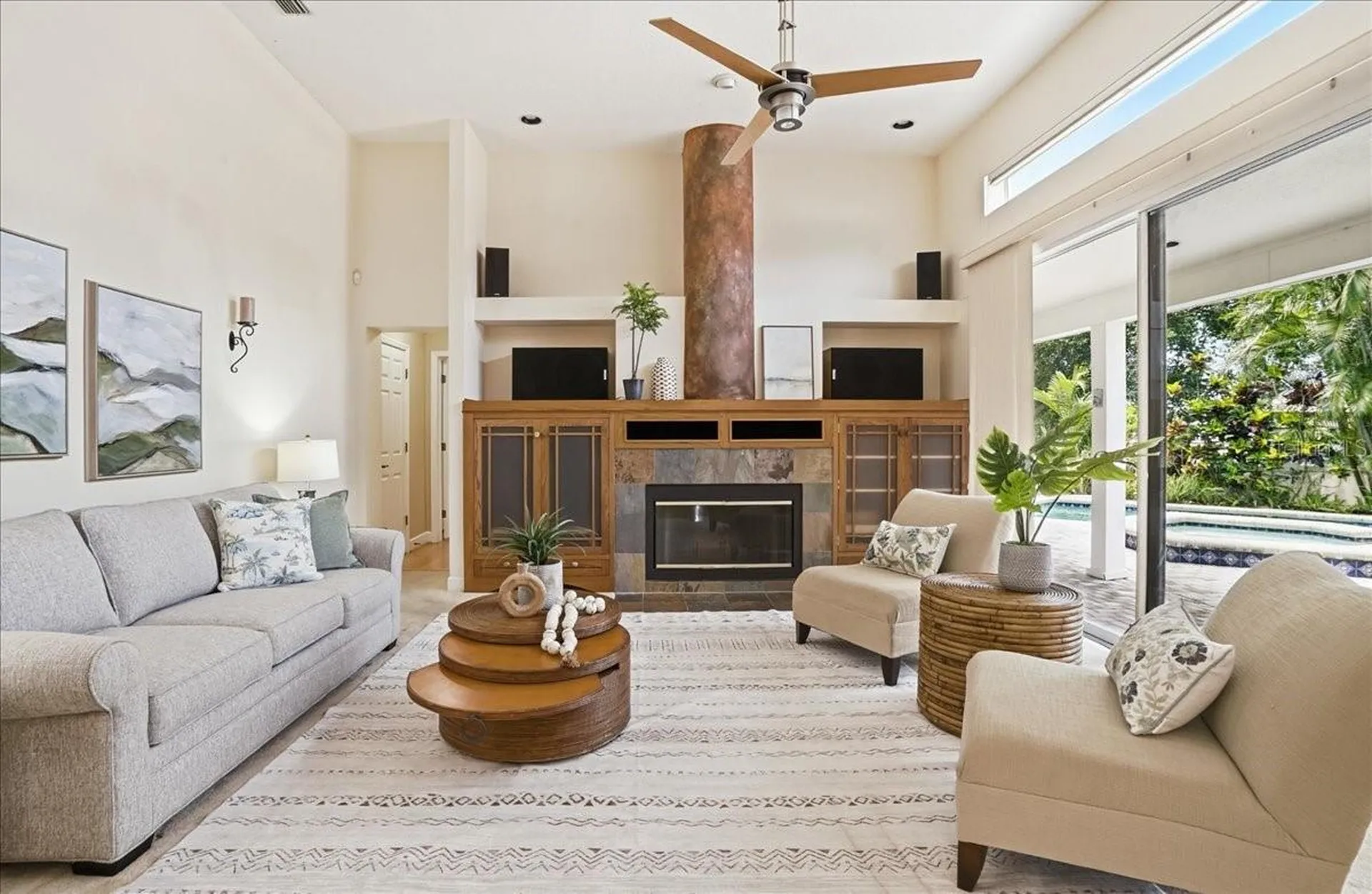 860 Sand Pine Drive NE St Petersburg FL 33703