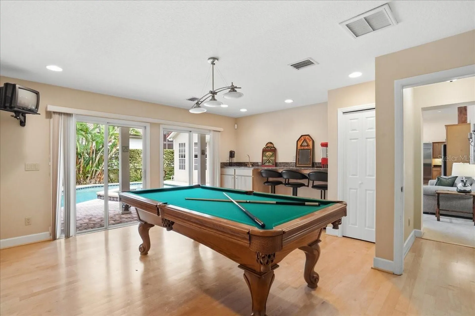 860 Sand Pine Drive NE St Petersburg FL 33703