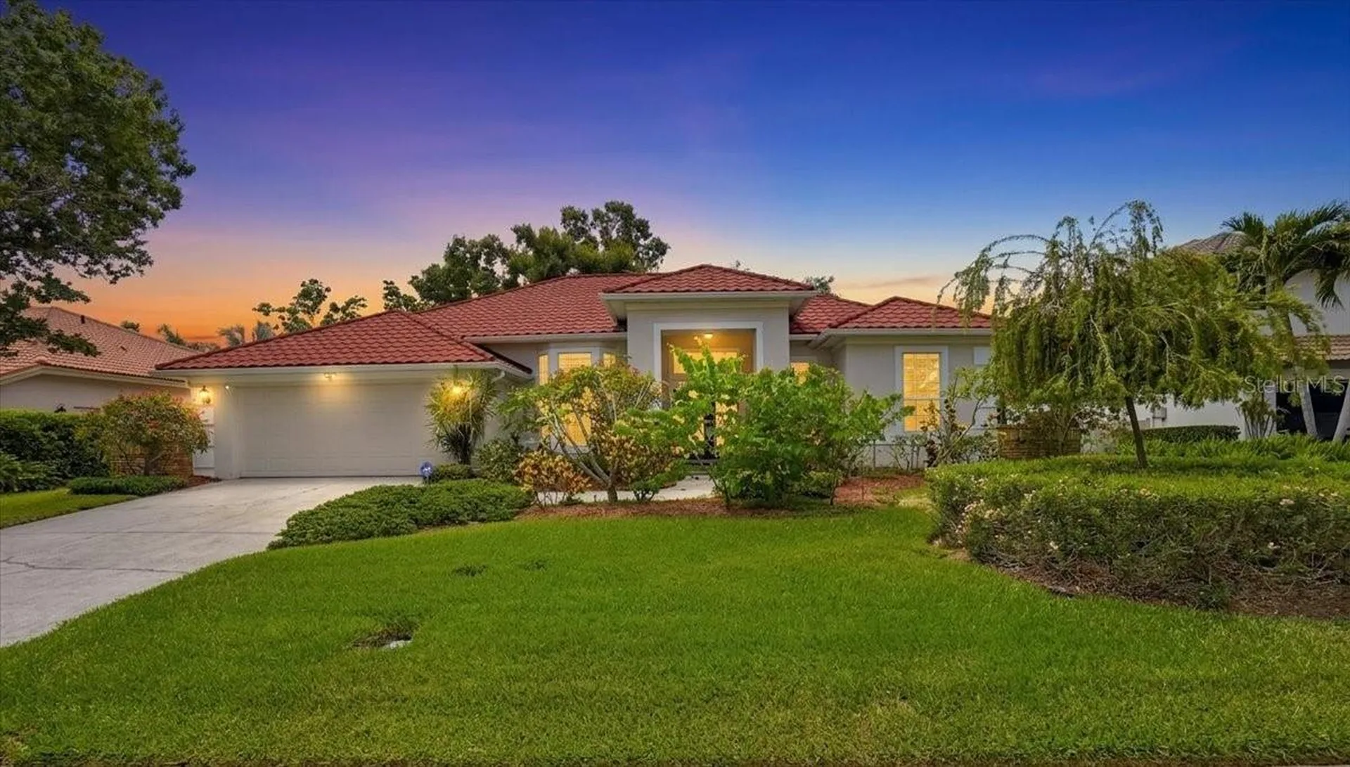 860 Sand Pine Drive NE St Petersburg FL 33703