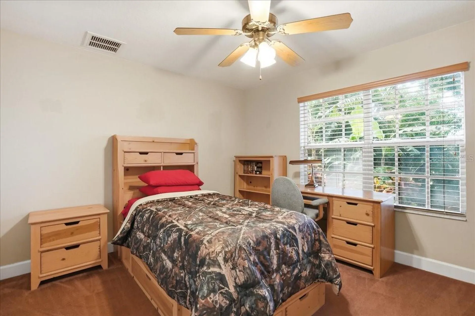 860 Sand Pine Drive NE St Petersburg FL 33703