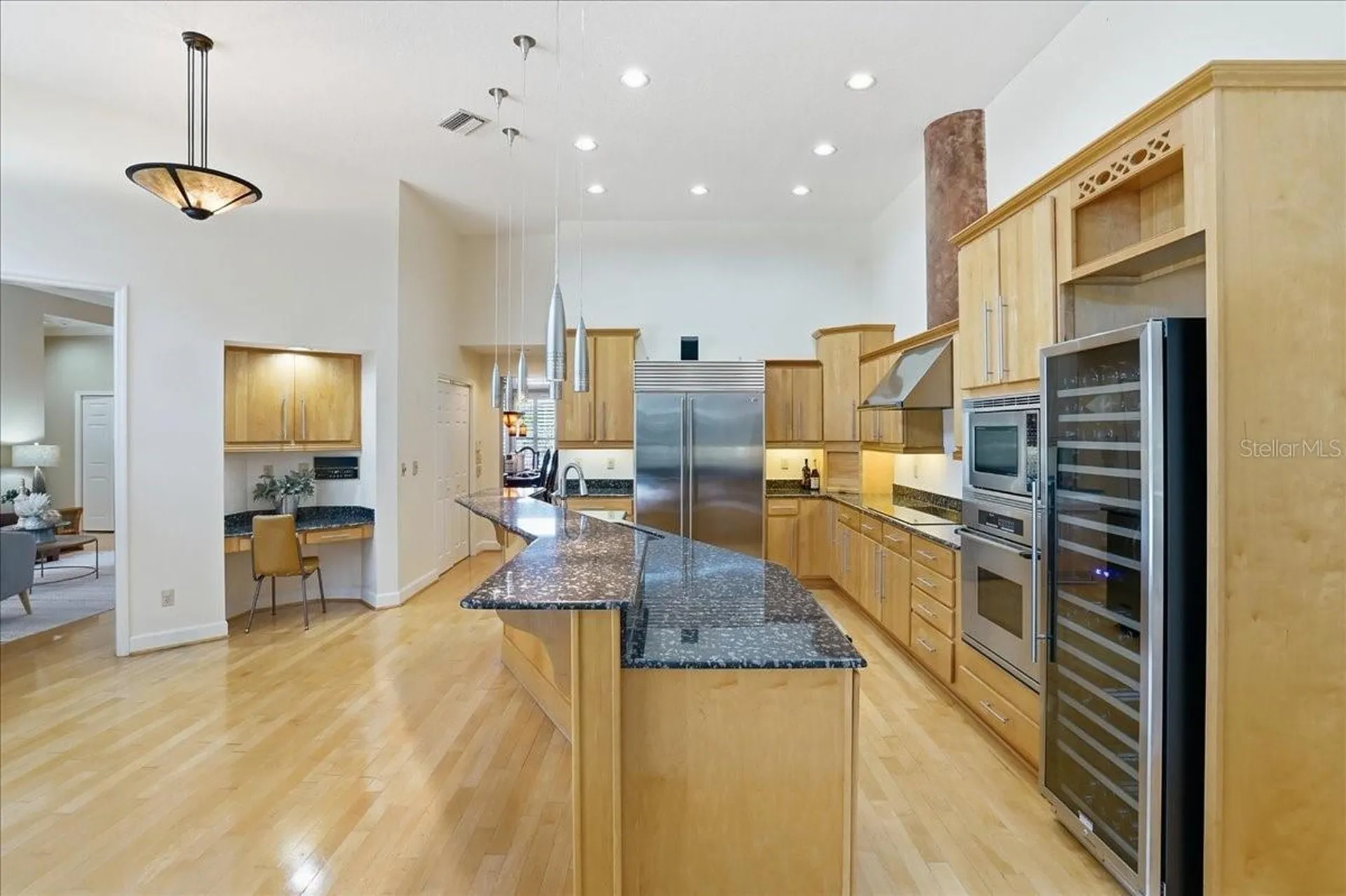 860 Sand Pine Drive NE St Petersburg FL 33703