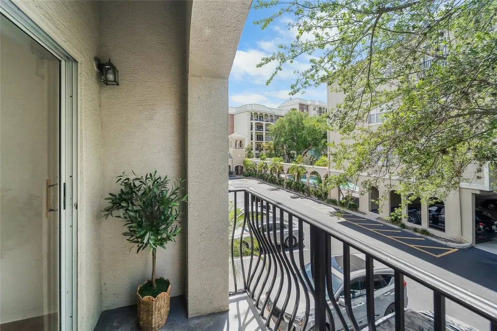 501 Knights Run Avenue Tampa FL 33602