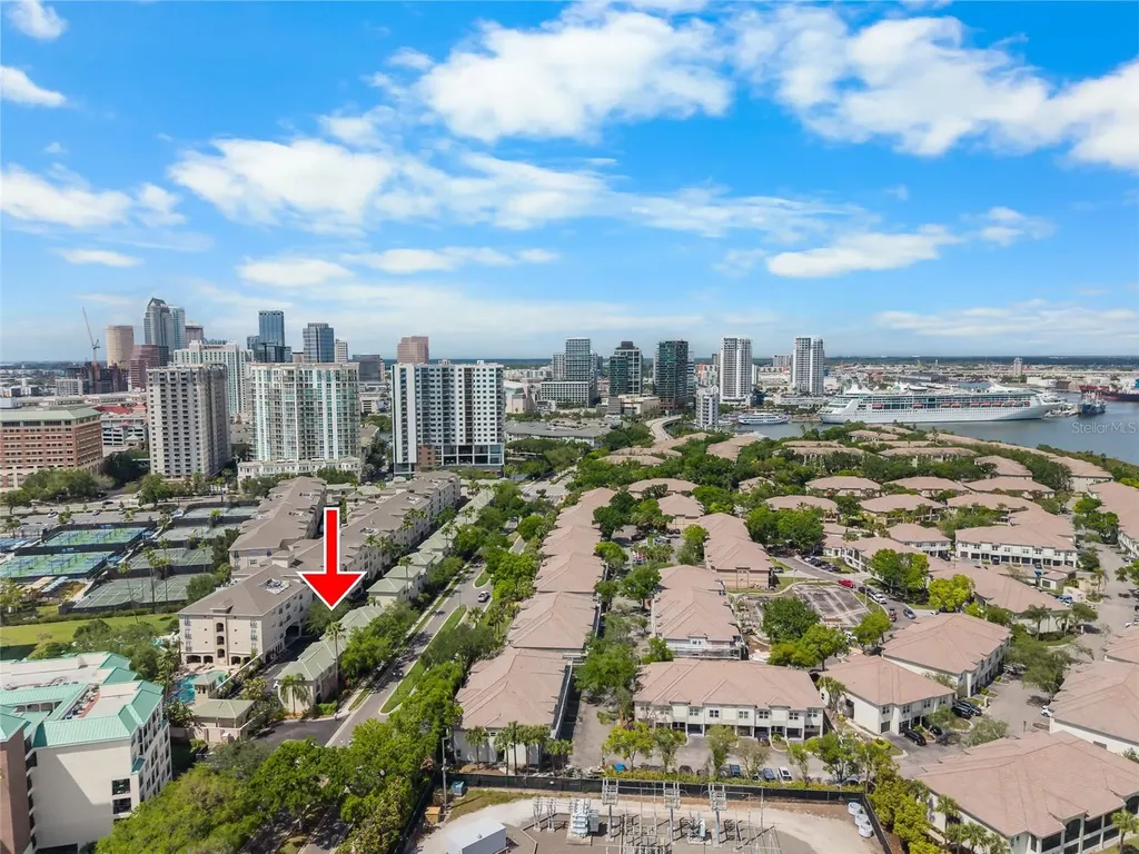 501 Knights Run Avenue Tampa FL 33602