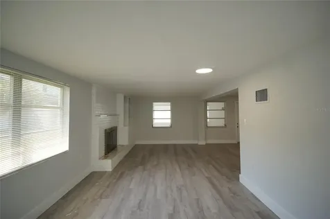 3617 S Gardenia Avenue Tampa FL 33629