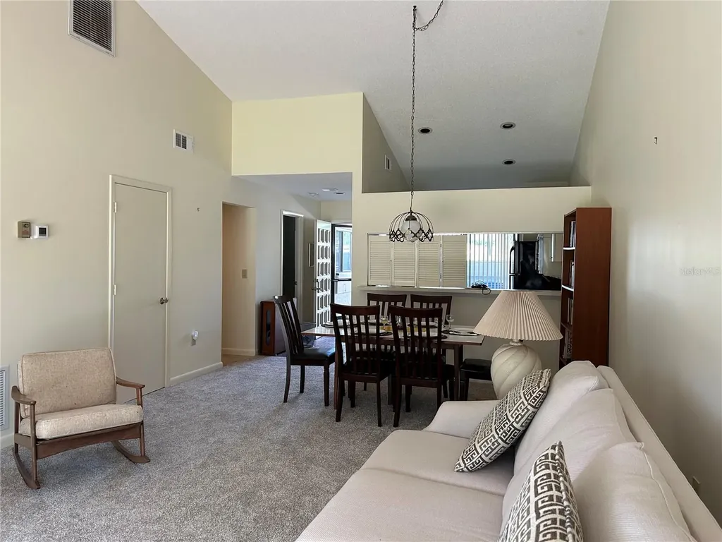 5204 Myrtle Wood Sarasota FL 34235