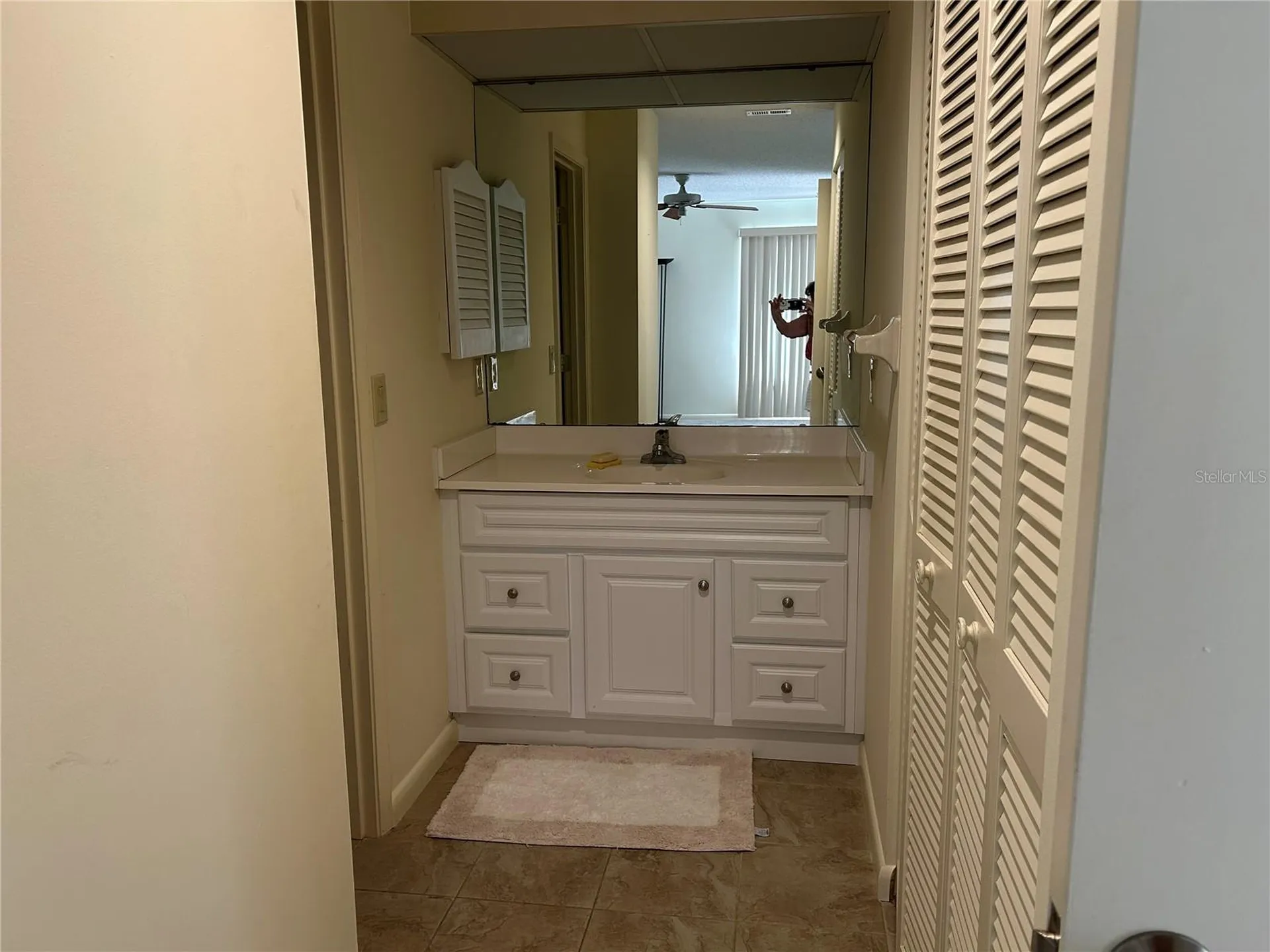 5204 Myrtle Wood Sarasota FL 34235