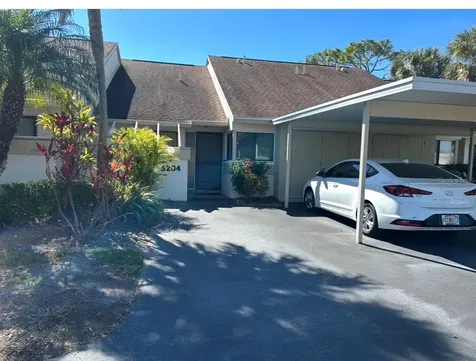 5204 Myrtle Wood Sarasota FL 34235