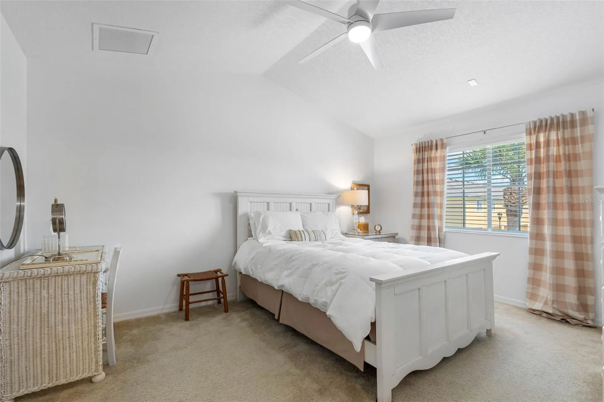 20470 Needletree Drive Tampa FL 33647