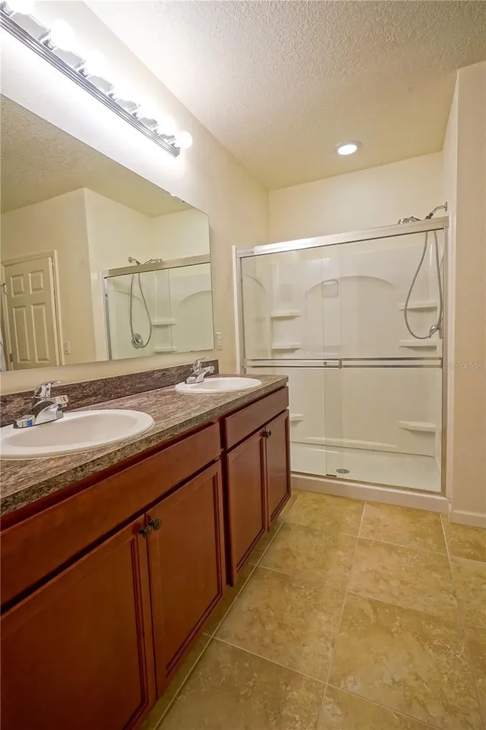 436 Great Falls Lane SW Palm Bay FL 32908