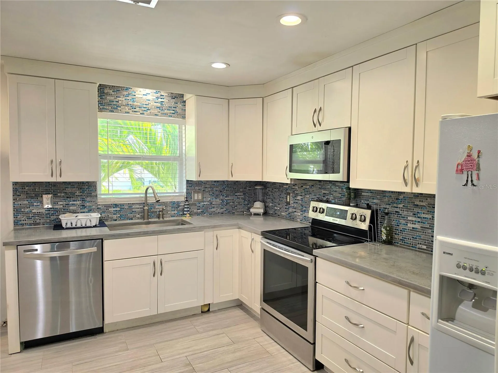 6777 Winkler Road Fort Myers FL 33919