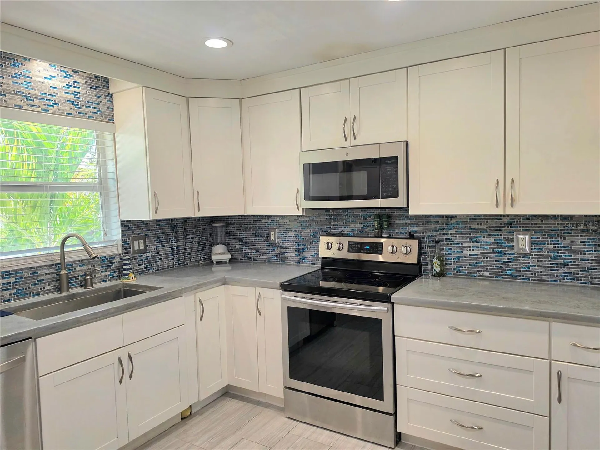 6777 Winkler Road Fort Myers FL 33919