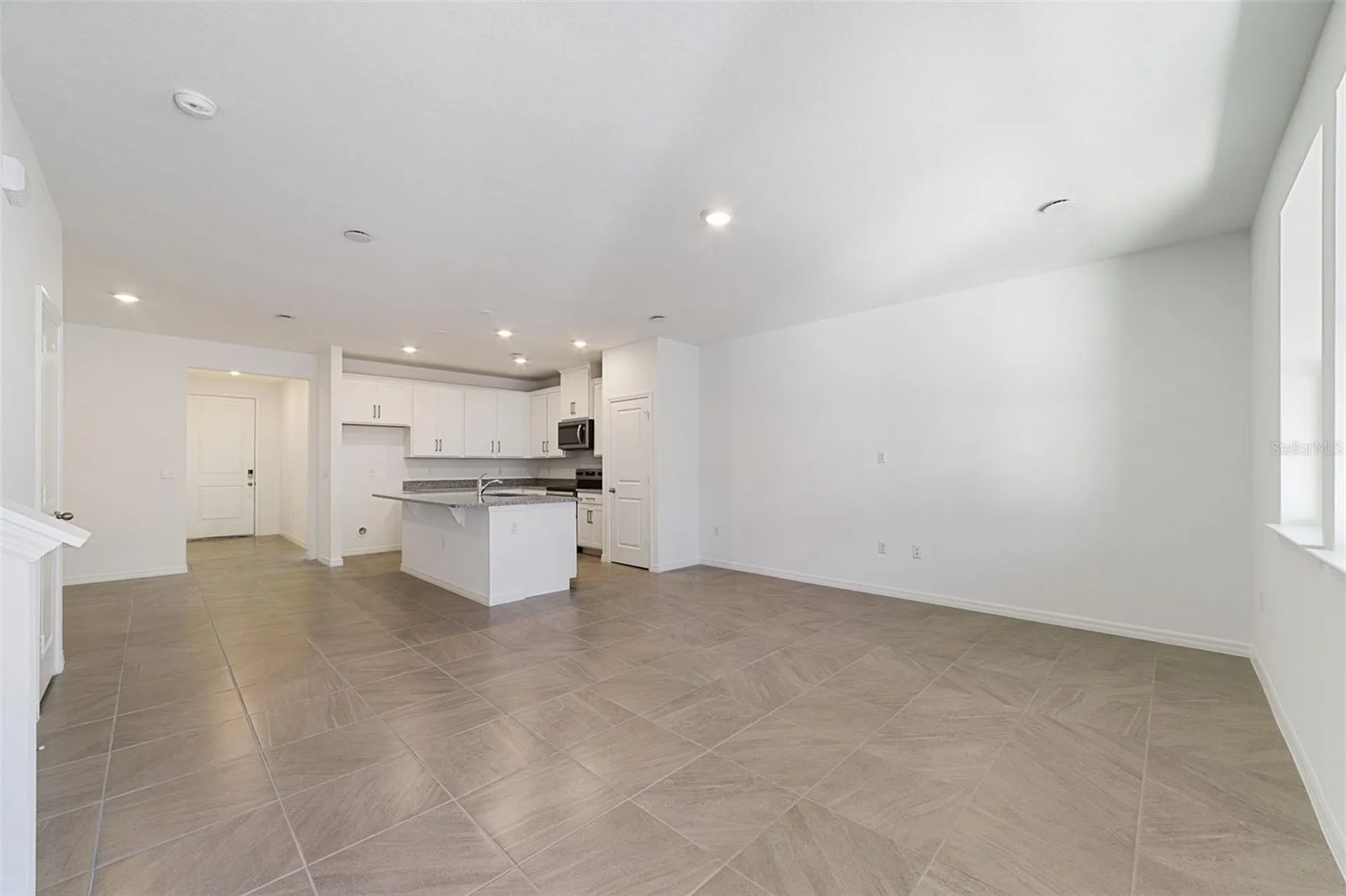 684 Lola Lane Oviedo FL 32765