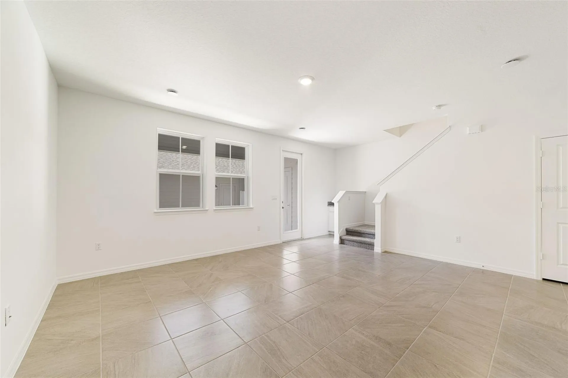 684 Lola Lane Oviedo FL 32765