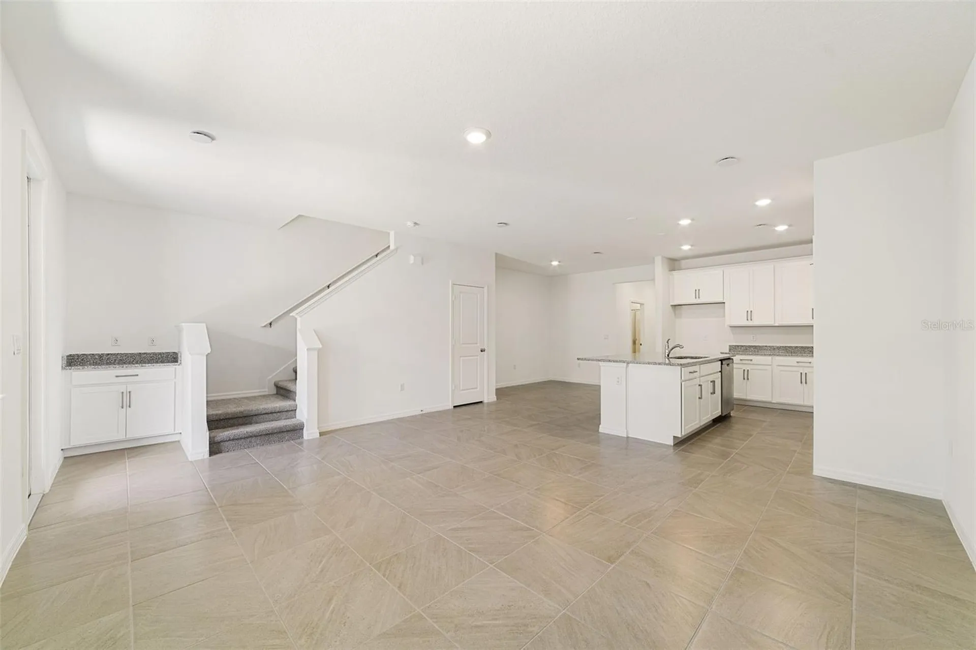 684 Lola Lane Oviedo FL 32765
