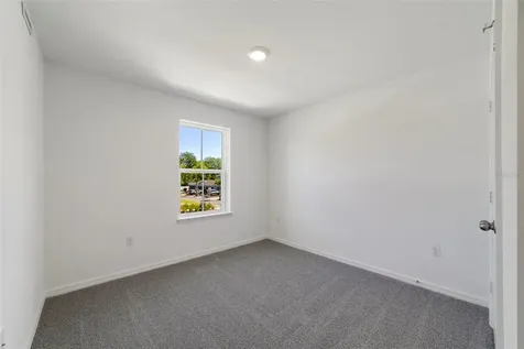 684 Lola Lane Oviedo FL 32765