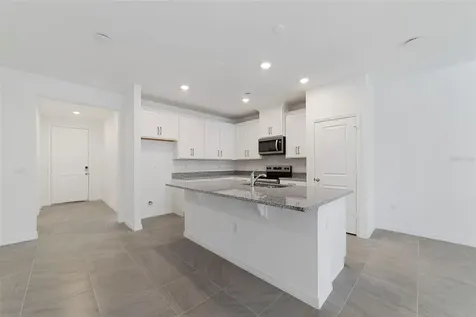 684 Lola Lane Oviedo FL 32765