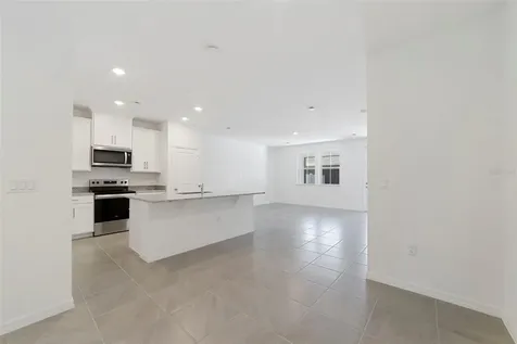 684 Lola Lane Oviedo FL 32765