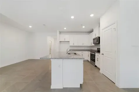 684 Lola Lane Oviedo FL 32765