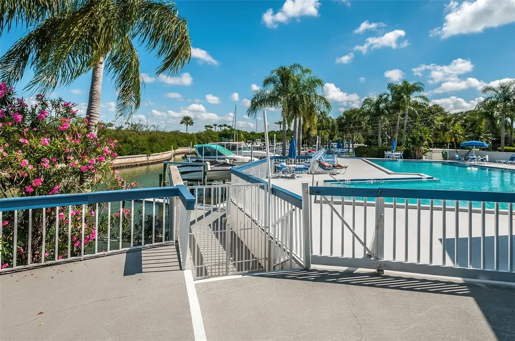 11351 Shipwatch Lane Largo FL 33774
