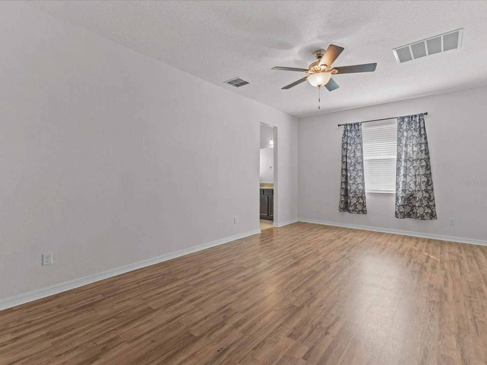 12121 Homestead Park Lane Orlando FL 32824