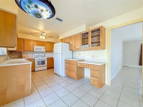 2028 Imperial Way Clearwater FL 33764