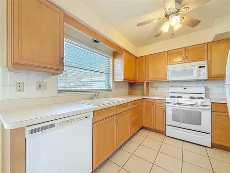 2028 Imperial Way Clearwater FL 33764