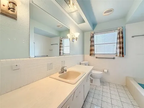 2028 Imperial Way Clearwater FL 33764