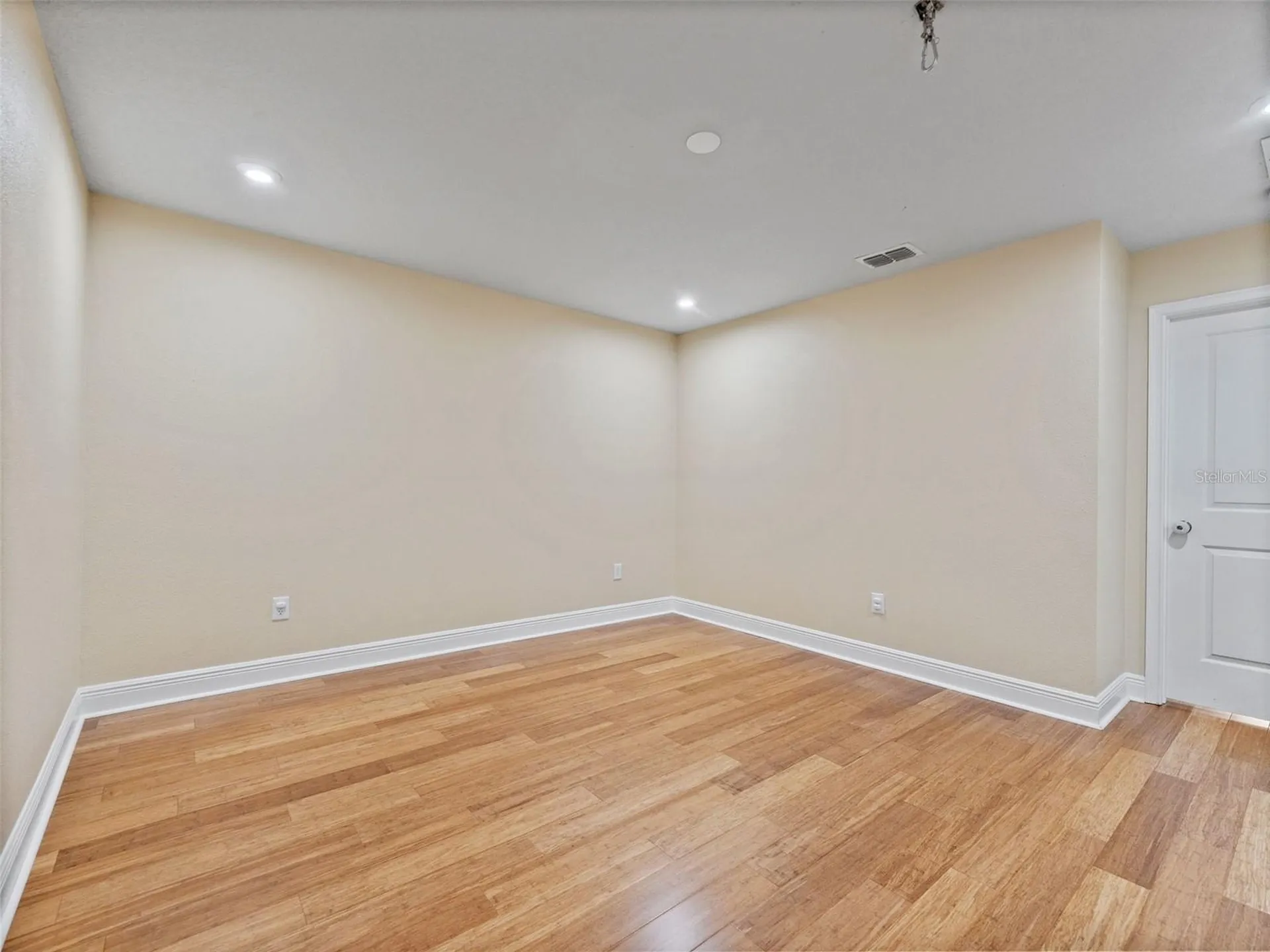 5845 Grand Sonata Tampa FL 33558