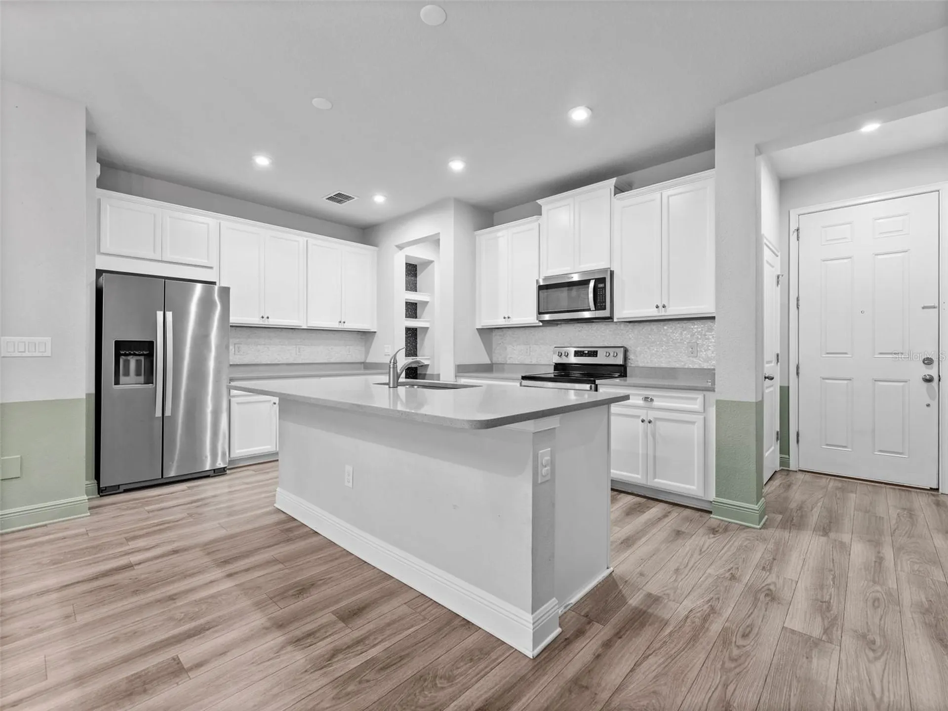 5845 Grand Sonata Tampa FL 33558