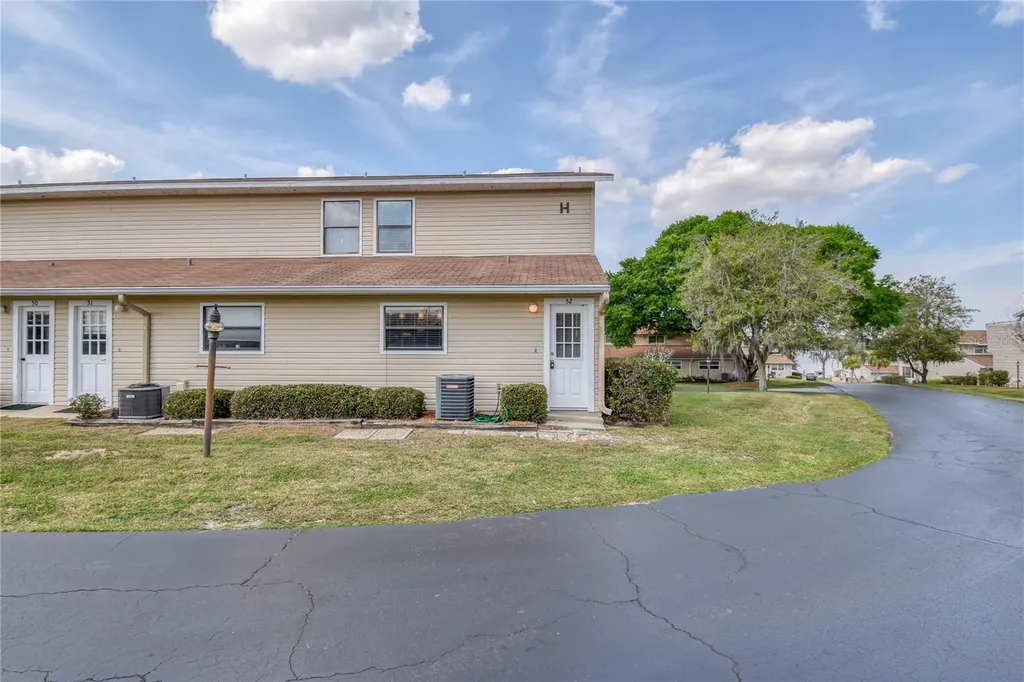 11001 SE Sunset Harbor Road Summerfield FL 34491