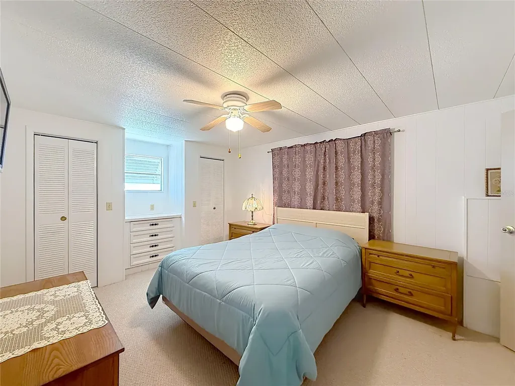 1231 Elkhart Circle Tavares FL 32778