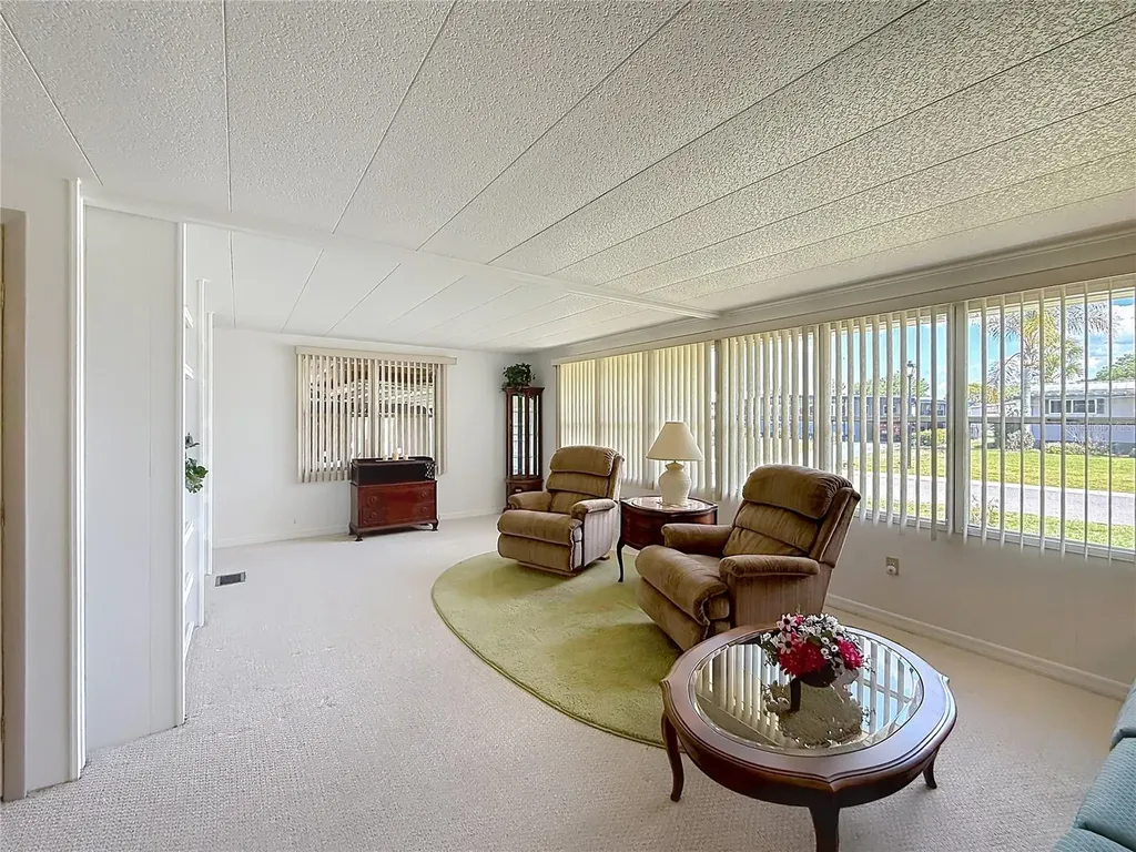 1231 Elkhart Circle Tavares FL 32778
