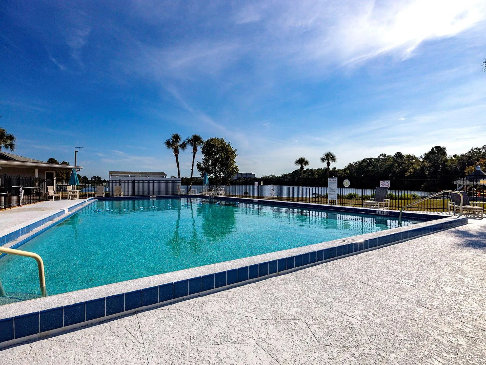 1231 Elkhart Circle Tavares FL 32778