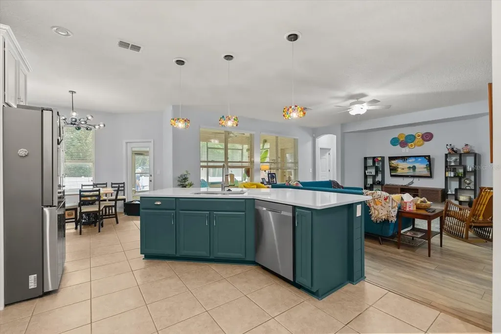 2445 Pickford Circle Apopka FL 32703