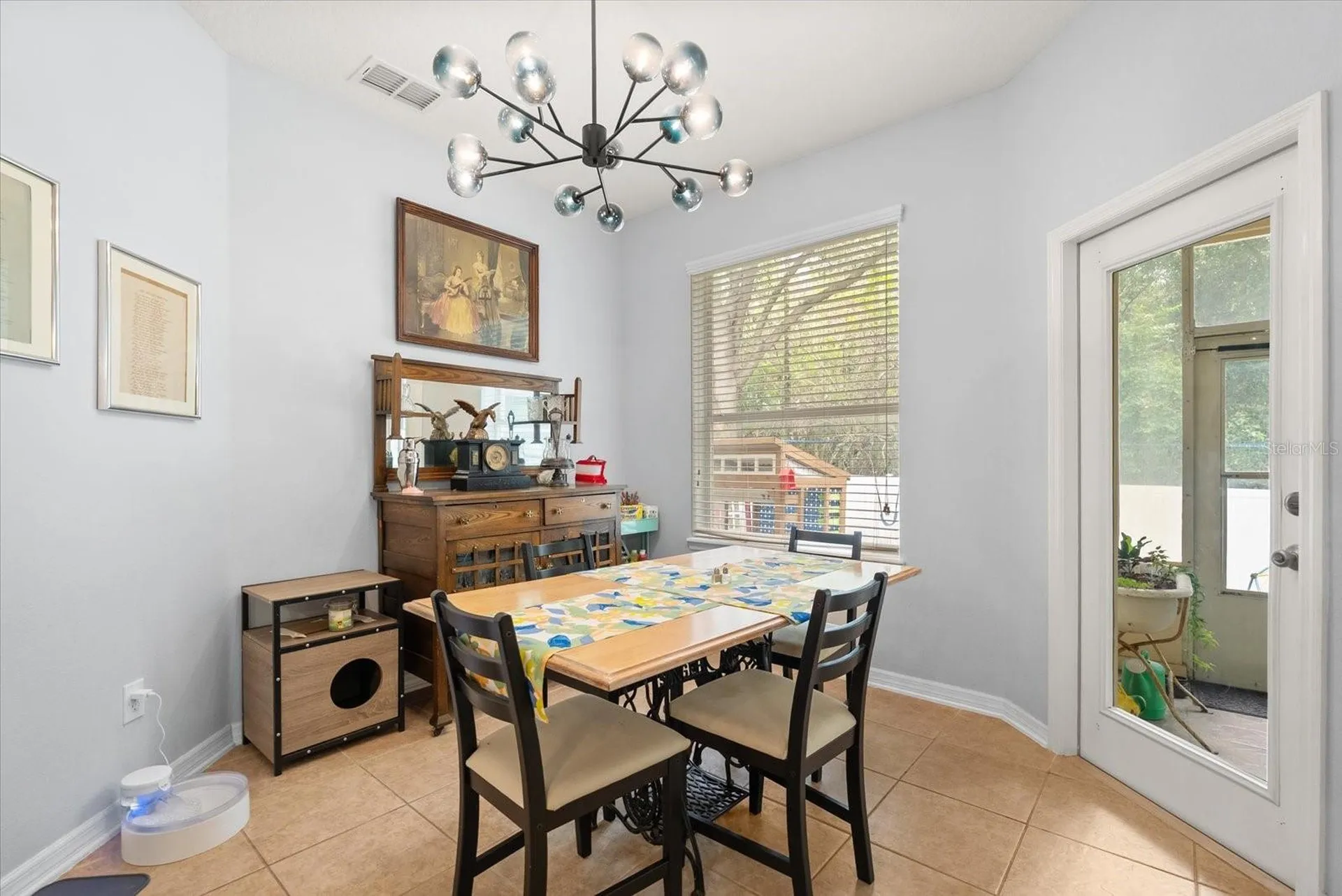 2445 Pickford Circle Apopka FL 32703
