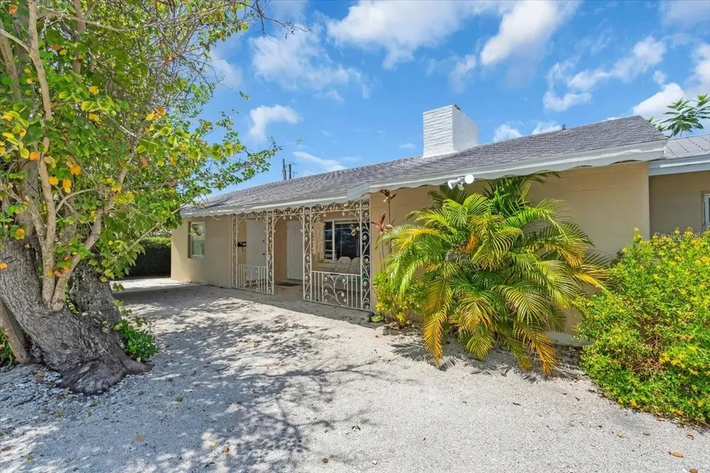 1761 Siesta Drive Sarasota FL 34239