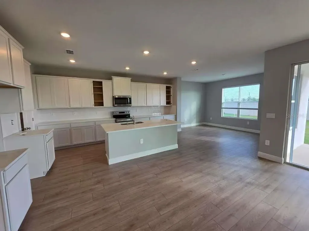 2212 Sienna Spruce Street Wesley Chapel FL 33543