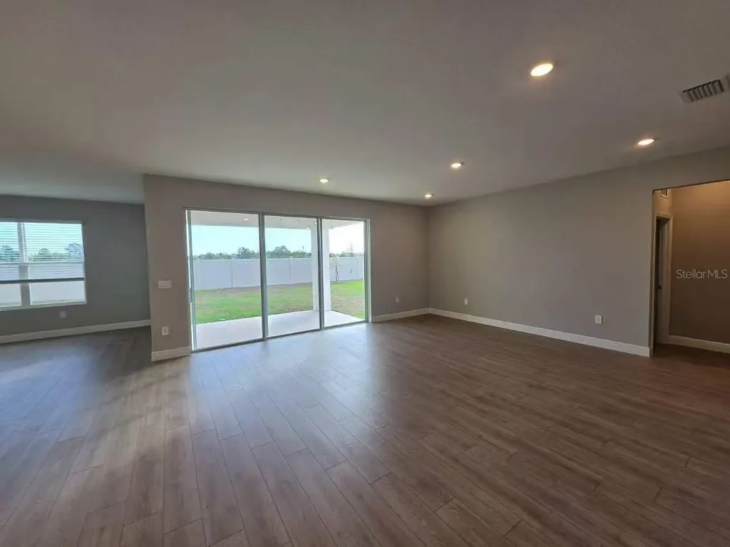 2212 Sienna Spruce Street Wesley Chapel FL 33543