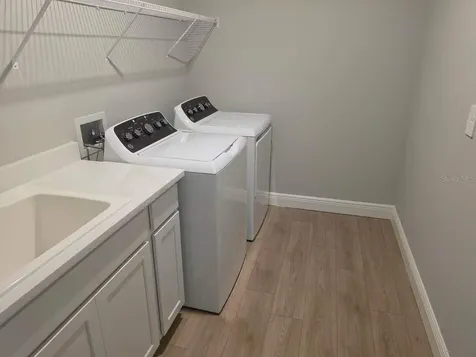 2212 Sienna Spruce Street Wesley Chapel FL 33543