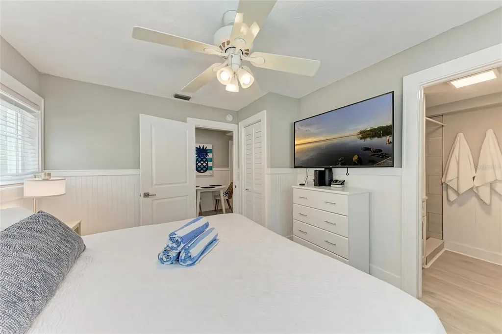 101 25th Street N Bradenton Beach FL 34217