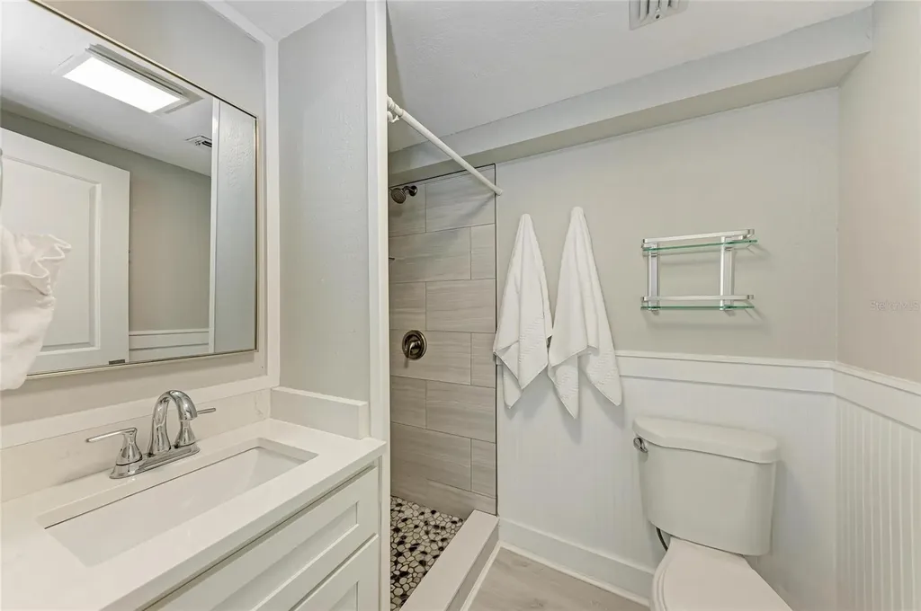 101 25th Street N Bradenton Beach FL 34217