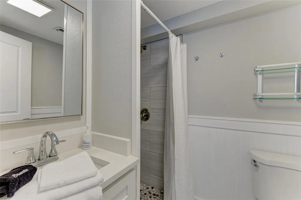 101 25th Street N Bradenton Beach FL 34217