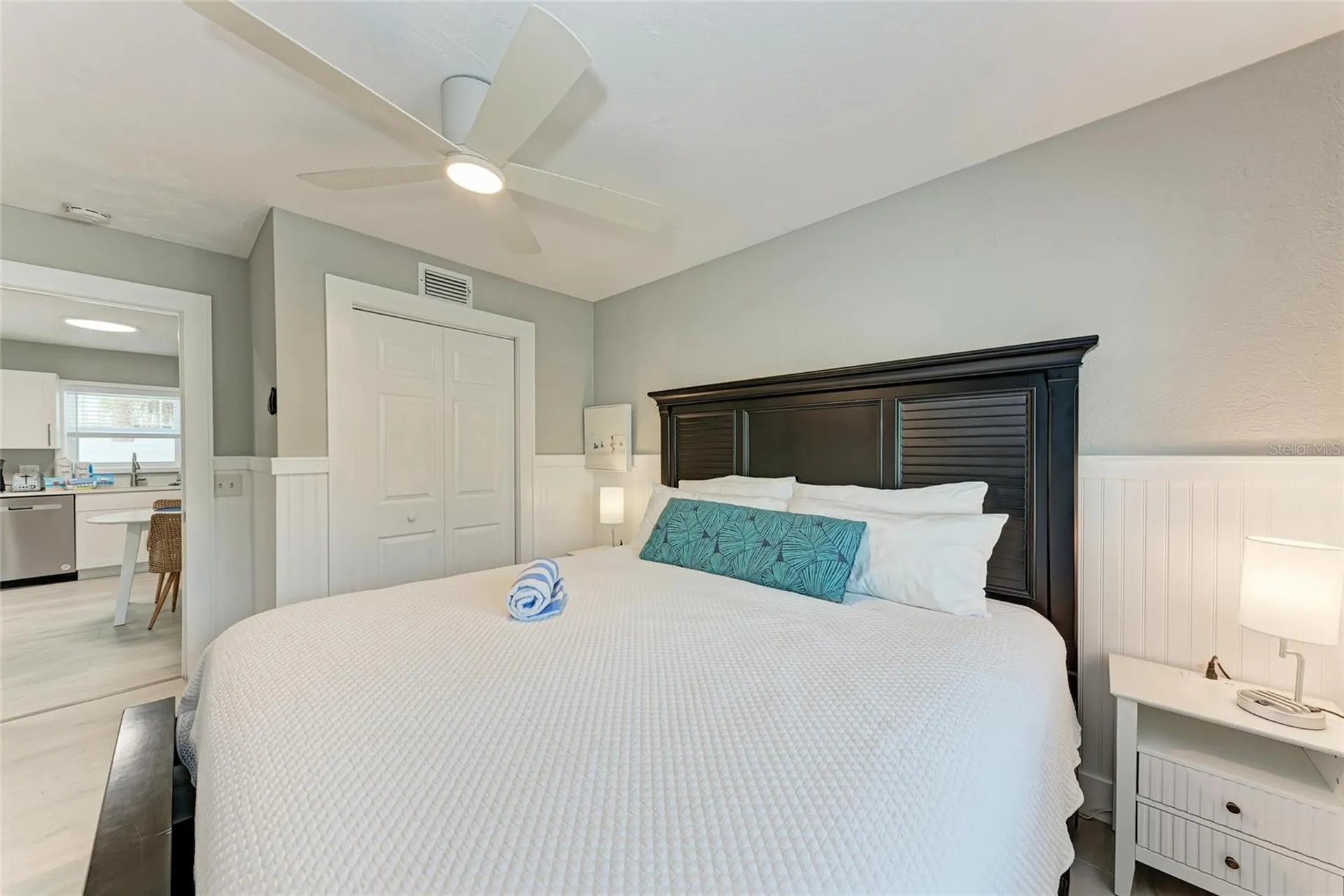 101 25th Street N Bradenton Beach FL 34217
