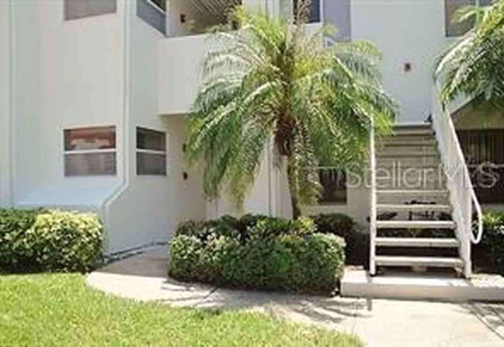 6061 Bahia Del Mar Boulevard St Petersburg FL 33715